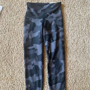 Old Navy Elevate Legging High Rise 7/8 Ankle size XS